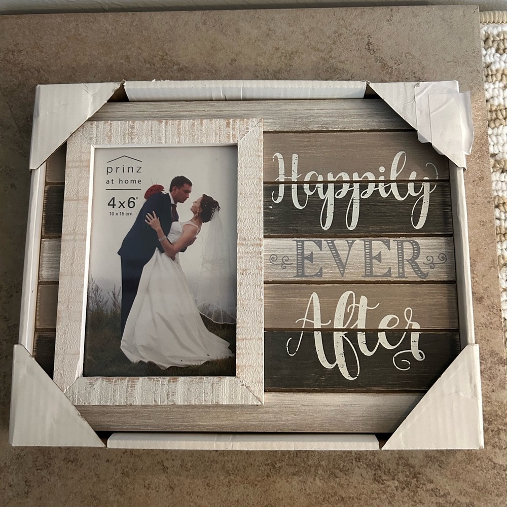 'Happily Ever After' Wooden Photo Frame